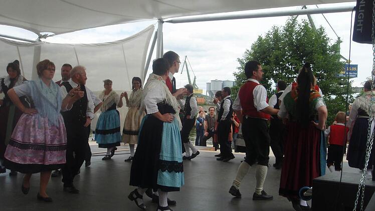 Die Weilersbacher haben auch bei der Landesgartenschau in Bamberg in diesem Sommer getanzt.