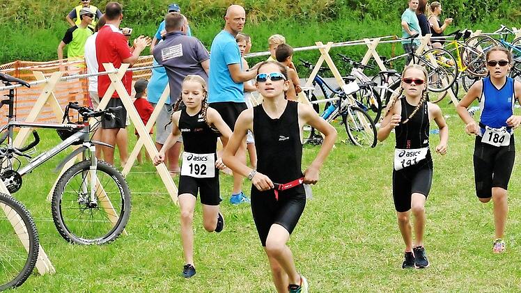 Der Bad-Brambacher-Triathlon findet in diesem Jahr zum 21. Mal statt.  Foto: Karl Heinz Weber