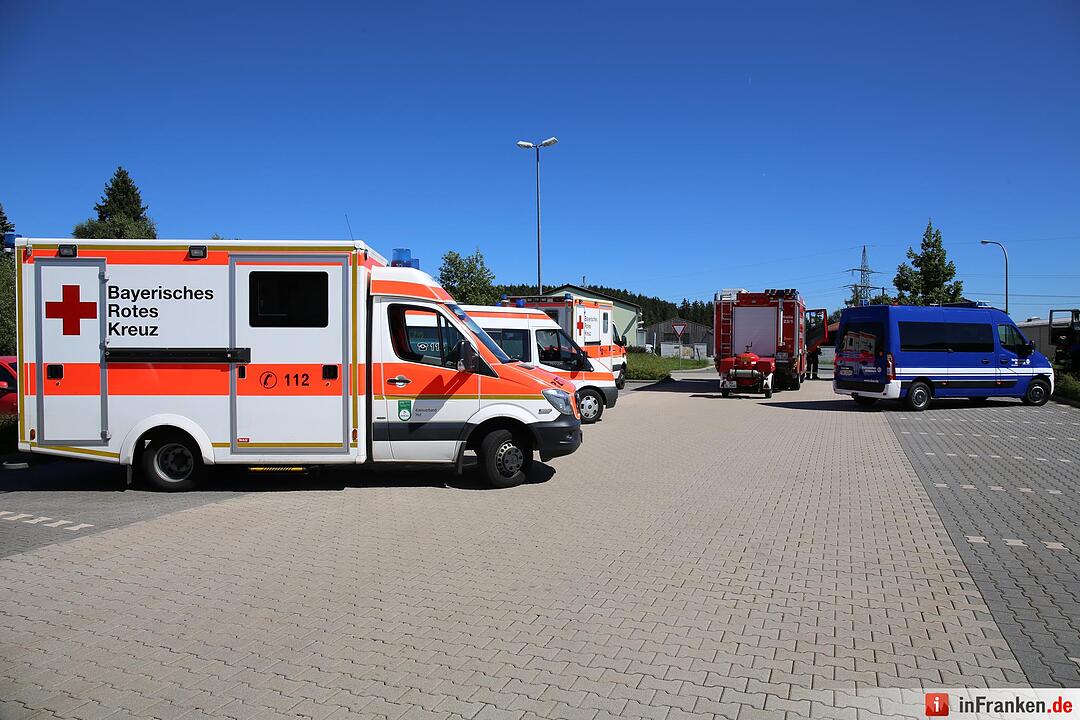 Gasaustritt nach Baggerarbeiten am Krankenhaus in Naila