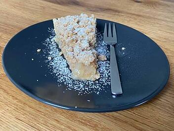 Himmlischer Apfelkuchen mit Zimtstreuseln