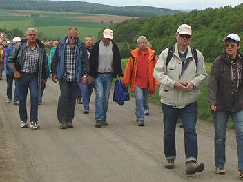 Mit der Aktion "wunderbar wandern" startet die Allianz "Schweinfurter Oberland" in die Wandersaison. Foto: Philipp Bauernschubert