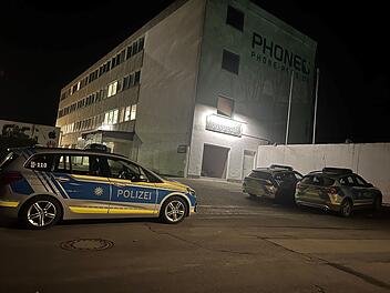 Gerbrunn: Granatenähnlicher Gegenstand in Asylunterkunft löst Großeinsatz aus