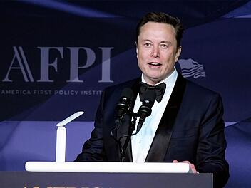 Umfrage: Mehrheit glaubt, Musks Wahlempfehlung hilft AfD