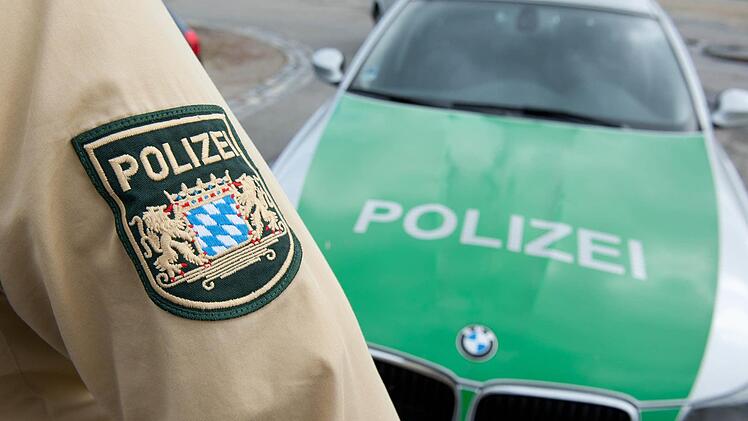 In Selb gab es einen Streit zwischen zwei Frauen. Symbolfoto: Armin Weigel/dpa