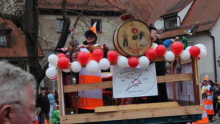 Der Faschingsumzug in Höchstadt war auch 2017 wieder sehr gut besucht. Foto: Christian Bauriedel