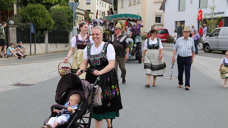 Der Festzug in Kunreuth Foto: Franz Galster