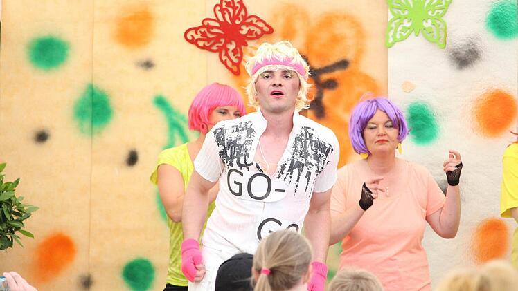 Beim Waldfest in Oberwildflecken geht es ganz schön bunt zu. Foto: Sebastian Schmitt-Mathea