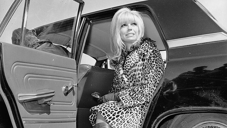 "These Boots Are Made For Walking": Nancy Sinatra Mitte der der 60er-Jahre.
