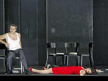 Ryan McKinny als Nathanael und Agneta Eichenholz als Clarissa Foto: Monika Rittershaus