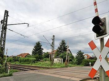 Der Bahnübergang Stockweg ist der Dreh- und Angelpunkt für die Realisierung der Südumgehung. Foto: R. Rinklef