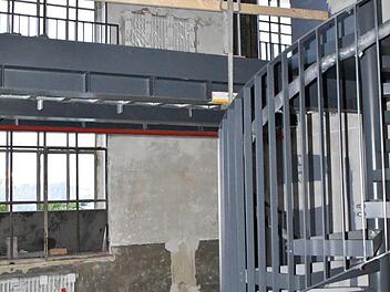 Der künftige Bürobereich der Kulmbacher Uni-Fakultät mit Galerie.  Foto: Uschi Prawitz