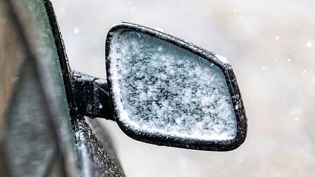 Winterwetter sorgt f&uuml;r Unfall nahe B303 bei Wunsiedel