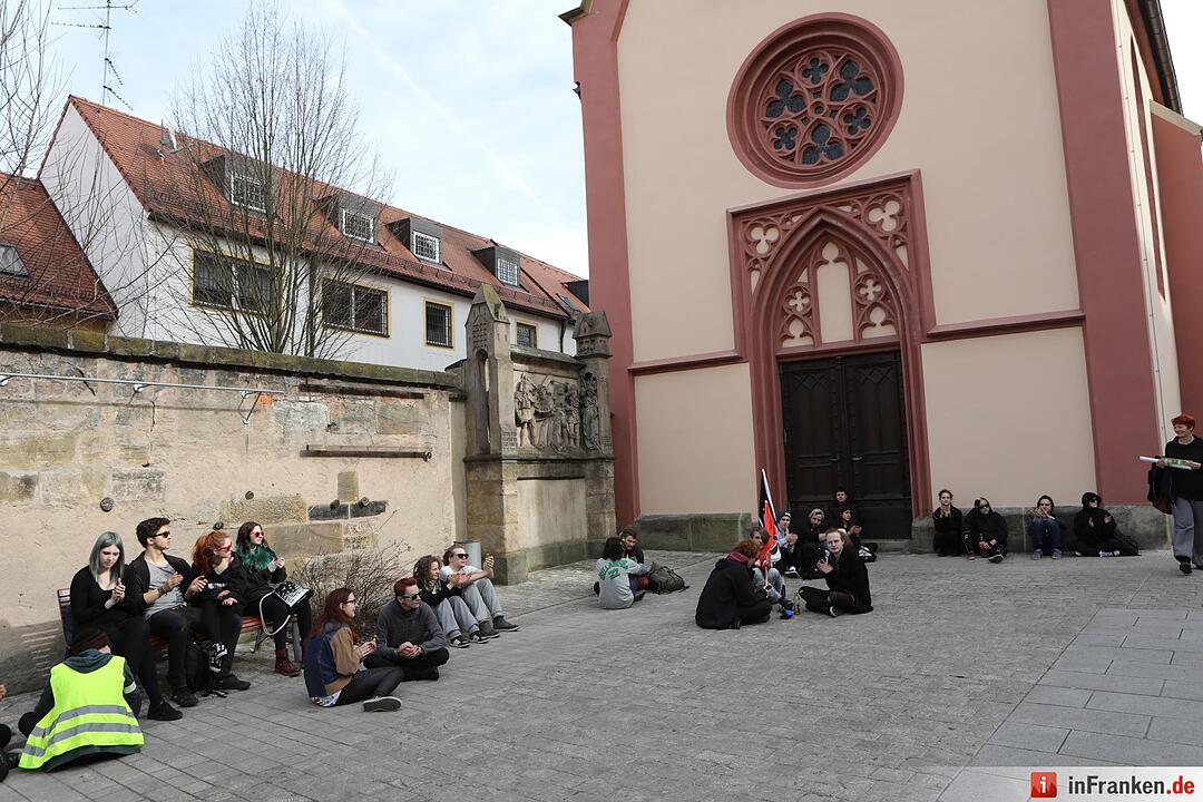 Bamberg; Demo vom Bahnhof bis zum Gefängnis der "roten Hilfe"