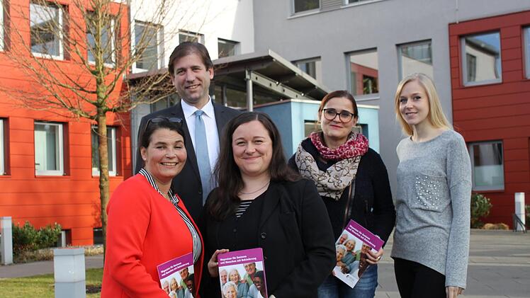 Monika Heid (inixmedia), Hermann Ulm, Romy Eberleein, Edith Käppner (Inixmedia) und Jessika Jährig.