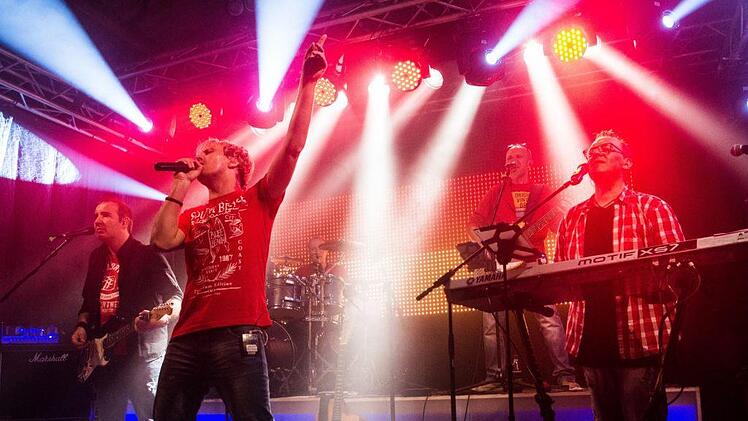 Fröhliche Klänge dürfen beim großen Fest natürlich nicht fehlen. So sorgt am Freitagabend, 11. Mai, die Gruppe "Radspitz" für Stimmung.