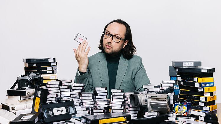 F&uuml;r die Doku "Echt - Unsere Jugend" sichtete Kim Frank 240 Stunden Filmmaterial.