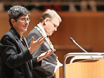 Evelyn Ueding war beim Neujahrsempfang der Stadt Bamberg als Gebärdendolmetscherin zu sehen.  Foto: Barbara Herbst