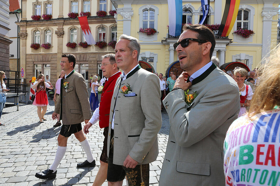 Eröffnung der Kulmbacher Bierwoche mit Büttnertanz und Bieranstich; Foto: Barbara Herbst