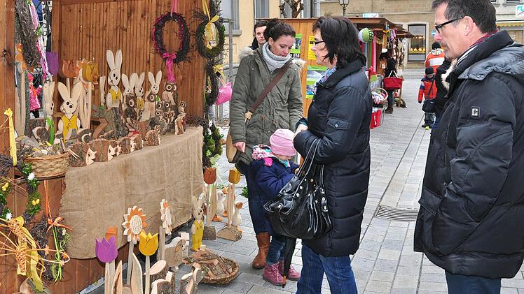Dekorationsartikel für das bevorstehende Osterfest bot der 20. Ostermarkt der Hobbybastler in Haßfurt am vergangenen Samstag.