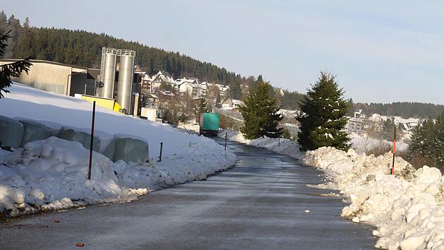 Zwischen Kleintettau und Tettau kann die L&uuml;cke im Industriegebiet geschlossen werden. Der Gemeinderat schaffte in einen "Schnellakt" die Voraussetzung f&uuml;r die Ansiedlung weiterer Firmen. Michael Wunder
