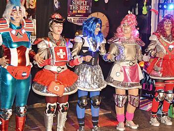 Bunte Figuren aus "Starlight Express"  Foto: Rosi Kist