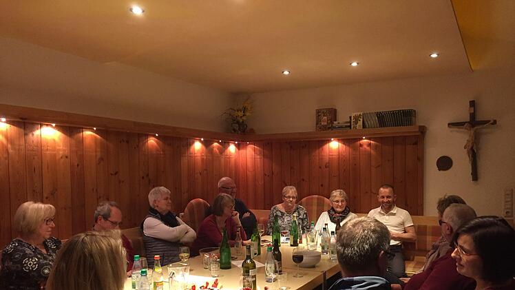 Kennenlernabend: Erstaunlich groß war die Resonanz neuer Helfer bei der Klausurtagung des Freundeskreises Franziskusweg. Regina Rinke