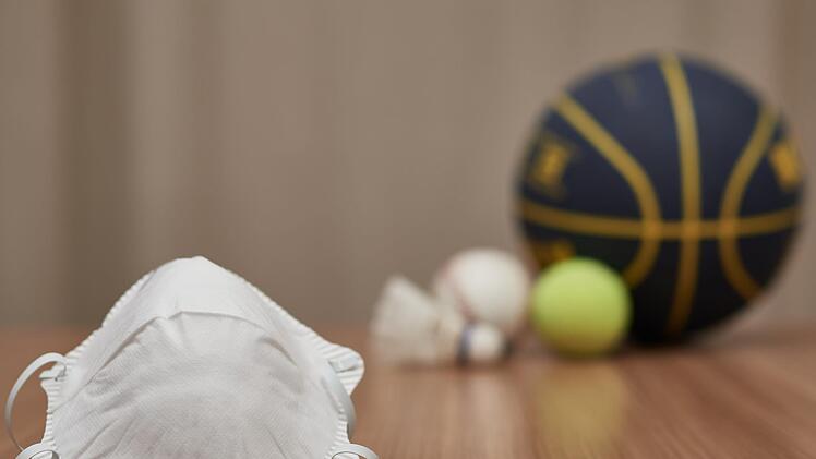 Die Corona-Krise legt den Sport lahm. Einige Sportarten d&uuml;rfen aber auf eine Lockerung hoffen. Adobe Stock