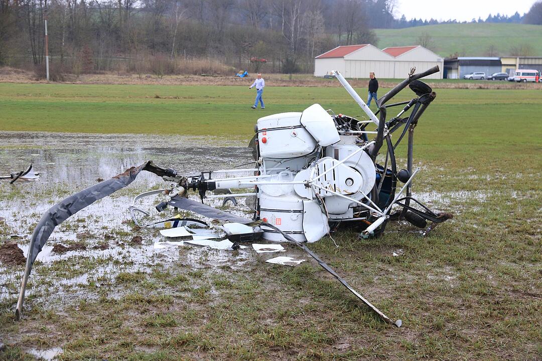 Hubschrauber stürzt bei Rentweinsdorf ab