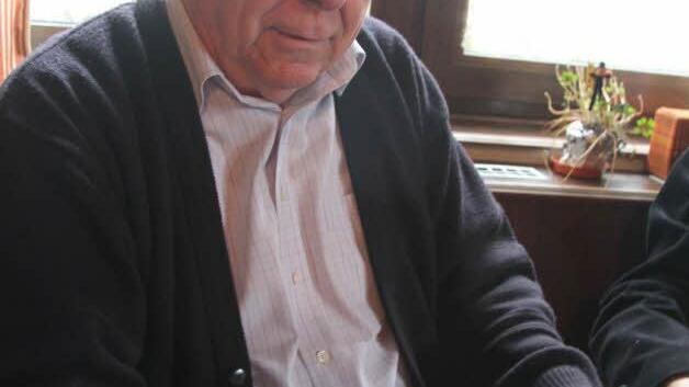 Karl-Heinz Simon (68) ist seit 18 Jahren aktiv beim Schnauzclub.