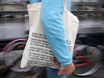 Einkaufst&uuml;te von Hugendubel