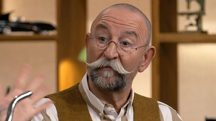 Ein Massagestab f&uuml;r besondere Bed&uuml;rfnisse sorgte bei "Bares f&uuml;r Rares" f&uuml;r Aufsehen. Anfangs wusste Horst Lichter nicht, was das Ding &uuml;berhaupt sein sollte und machte gro&szlig;e Augen, als die Expertin &uuml;ber die Anwendungsbereiche referierte.