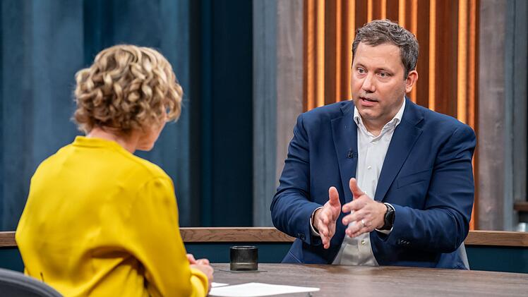 Lars Klingbeil sieht bei der deutschen Infrastruktur akuten Verbesserungsbedarf.