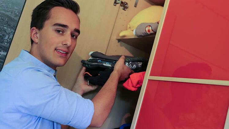 Tasche packen steht an: 23 Kilogramm darf Yannick in die USA mitnehmen. Foto: Barbara Herbst