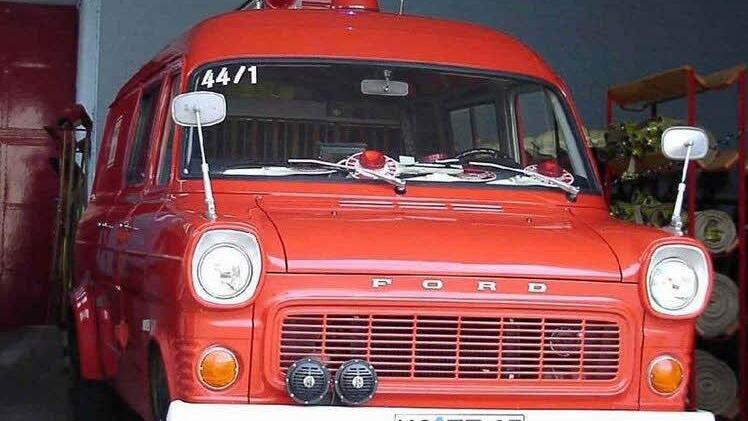 Dagegen schied der alte Ford Transit mit Baujahr 1957 nach einem Getriebeschaden aus.