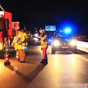 Unfall auf A3 - Gaffer erschweren Arbeit