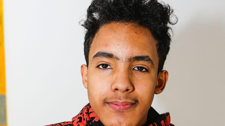 Jason (14) möchte wissen, ob Thorsten Trantow ein Vorbild hat. Hat er: Charles Schulz, den Erfinder der Comicserie "Die Peanuts". Foto: Matthias Hoch