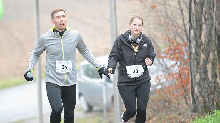 Schnappschüsse vom Fuschter Silvesterlauf.