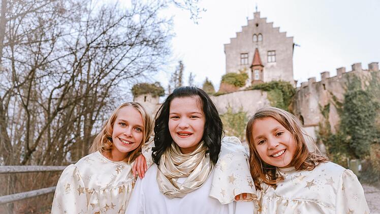 Das G&ouml;&szlig;weinsteiner "Christkind" mit seinen beiden Engeln PR