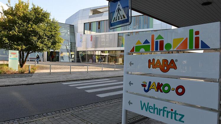 In der Redaktion "Spiel und Buch" in Bad Rodach Foto: Ronald Rinklef