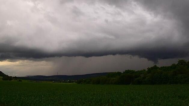 Unwetter &uuml;ber Franken. Foto: inFrankenPix-Nutzer: Angeleye1971