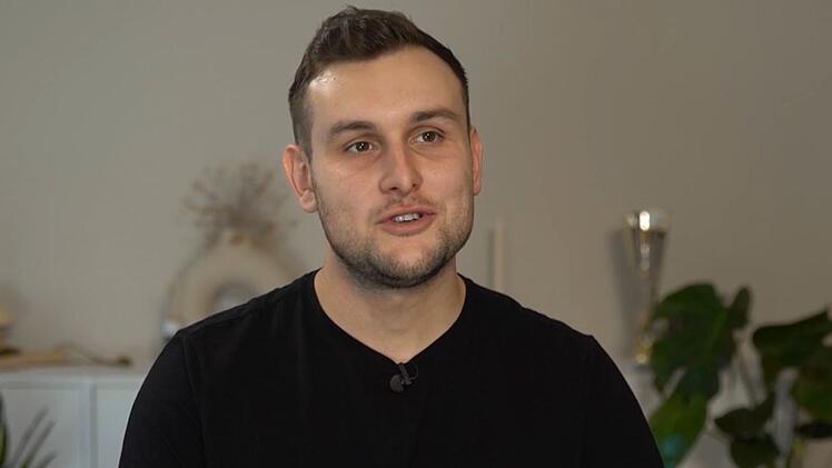 "Rezepte machen mich aggressiv": Beim Kochen vertraut "Flexitarier" Julian lieber auf sein Bauchgefühl.