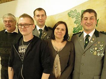 Die neue Vorstandschaft (von links): Gerhard Blümm, Fedor Fetsch, Benjamin Schmitt, Christine Schories, Michael Fell Fotos: Doris Bauer