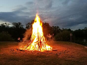 Johannisfeuer zur Sommersonnwende in Oberfranken