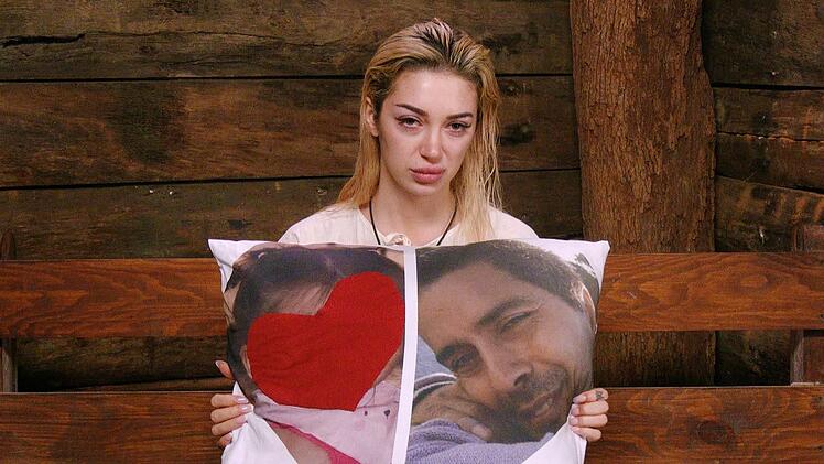 Ariel trauert um ihren k&uuml;rzlich verstorbenen Papa.