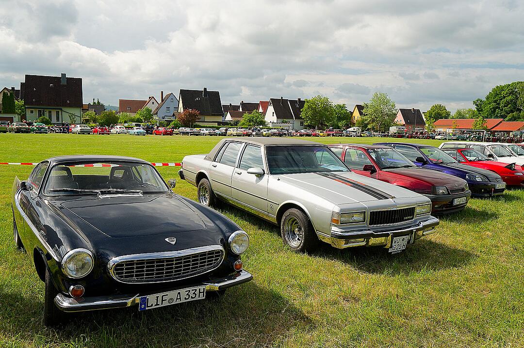 Es kamen viele Oldtimerfreunde.