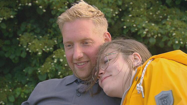 Der Bauer will Jennifer weiter kennenlernen.