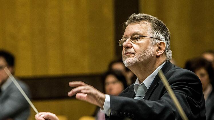 Impressionen vom Sinfoniekonzert der "Musikfreunde Neustadt".Foto: Jochen Berger