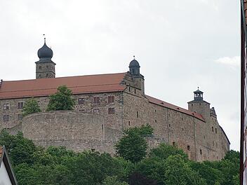 Die Plassenburg ist das Wahrzeichen der Stadt Kulmbach.