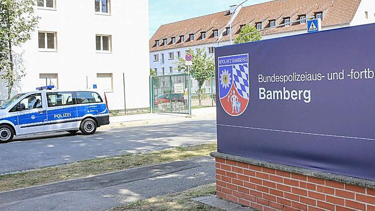 Über die äußere Zollnerstraße wird auch die neue Einrichtung der Bundespolizei in den ehemaligen Warner Barracks erschlossen.Foto: Barbara Herbst