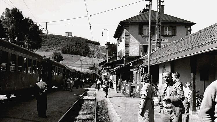 Ludwigsstadt hatte über viele Jahre hinweg eine große Bedeutung als Grenzbahnhof.  Foto: Julius Escherich/Sammlung Ulrich Treuner